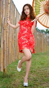 小庭红色超短旗袍高跟美腿