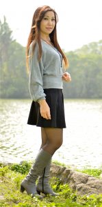 三位成熟姐姐再次出击——芝姐黑丝袜靴子