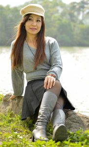 三位成熟姐姐再次出击——芝姐黑丝袜靴子