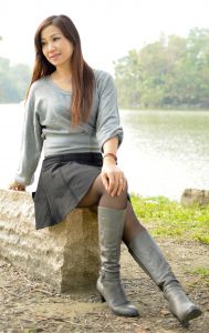 三位成熟姐姐再次出击——芝姐黑丝袜靴子