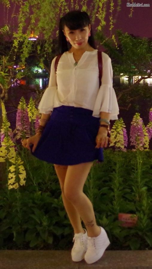 卡儿薇儿两姐妹外出肉丝真是无丝不欢[第25张/共25张]