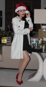 富婆罗斯圣诞节在家中穿上了肉丝秀美腿