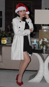 富婆罗斯圣诞节在家中穿上了肉丝秀美腿