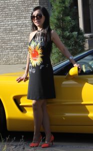 富婆罗斯豪宅名车灰丝袜高跟