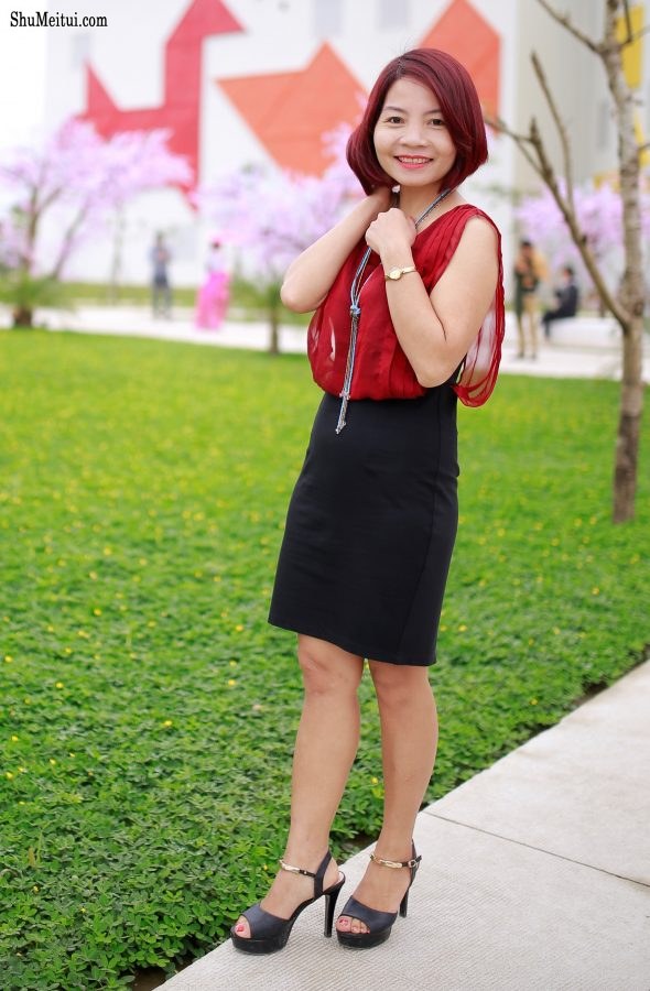 两位远房表嫂一起出来秀腿[第15张/共19张]