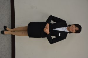 一群穿制服女孩儿们的肉丝高跟培训礼仪1