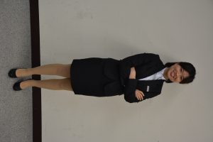 一群穿制服女孩儿们的肉丝高跟培训礼仪1