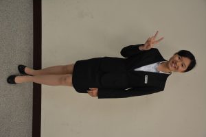 一群穿制服女孩儿们的肉丝高跟培训礼仪1