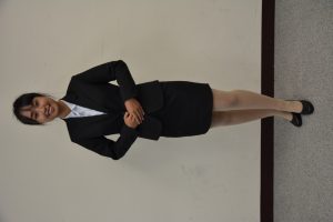 一群穿制服女孩儿们的肉丝高跟培训礼仪1