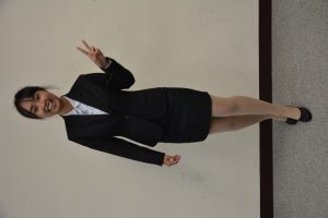 一群穿制服女孩儿们的肉丝高跟培训礼仪1