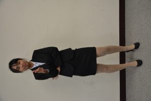 一群穿制服女孩儿们的肉丝高跟培训礼仪1