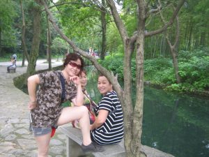 红土地的大白腿和老姐姐们