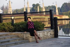 有气质的花开时阿姨穿带花纹的丝袜