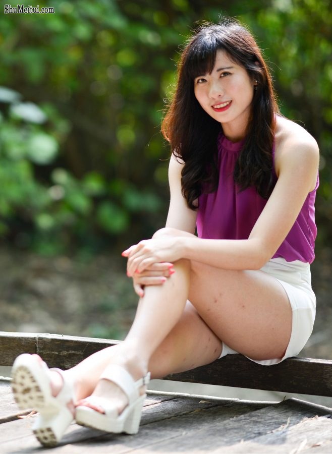 在公园拍摄mi姐匀称修长的大腿[第18张/共33张]