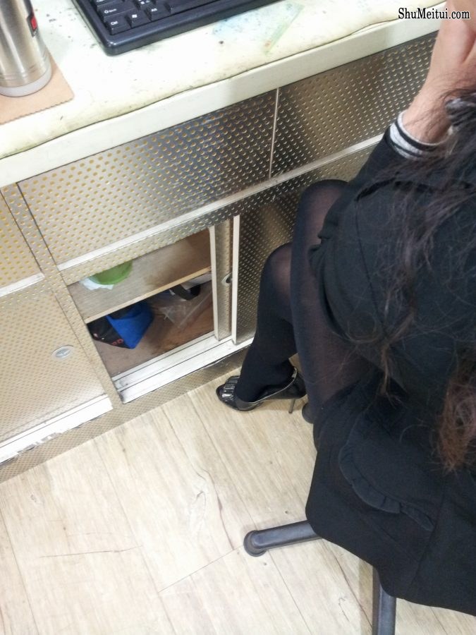 拍一家店铺的老板娘倩嫂的丝袜高跟腿4[第39张/共54张]