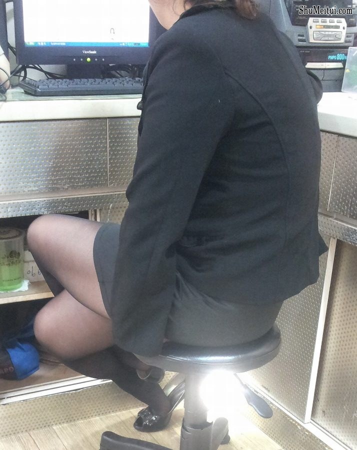 拍一家店铺的老板娘倩嫂的丝袜高跟腿4[第9张/共54张]