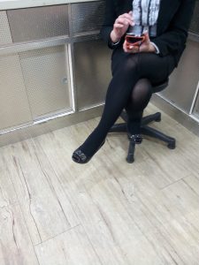 拍一家店铺的老板娘倩嫂的丝袜高跟腿6