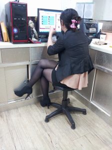 拍一家店铺的老板娘倩嫂的丝袜高跟腿6