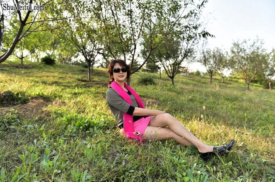 温柔大姐黑丝肉丝齐上阵[第21张/共36张]