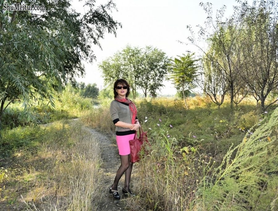 温柔大姐黑丝肉丝齐上阵[第31张/共36张]