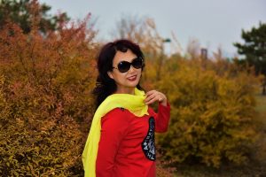 温暖阿姨黑丝袜靴子外拍2