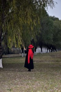 温暖阿姨黑丝袜靴子外拍2