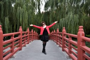 温暖阿姨黑丝袜靴子外拍