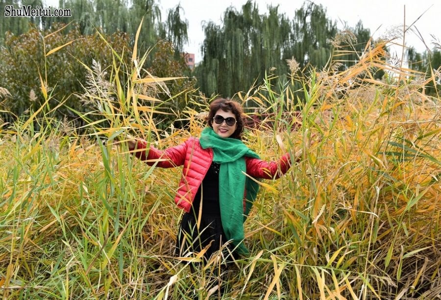 温暖阿姨黑丝袜靴子外拍[第29张/共40张]