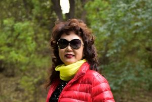 温暖阿姨黑丝袜靴子外拍