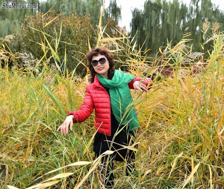 温暖阿姨黑丝袜靴子外拍[第5张/共40张]