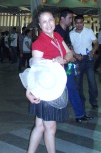 熟女钟姐穿世博会游览