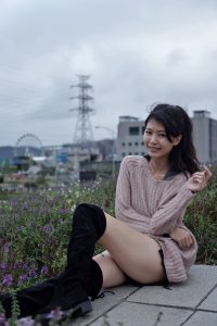 长腿美丽人妻CC姐美腿短裤长靴