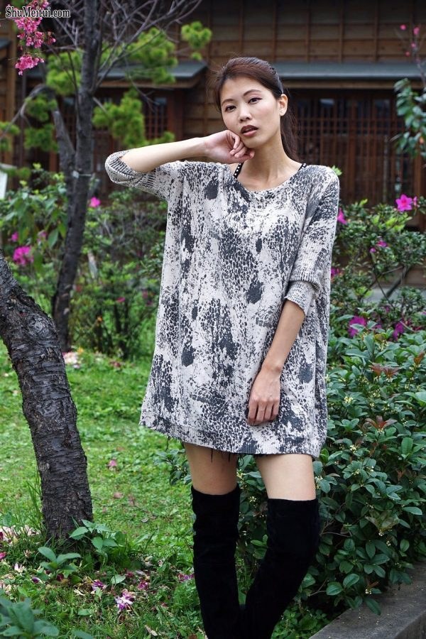 美丽人妻CC姐短裤长靴美腿[第1张/共29张]