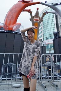 美丽人妻CC姐短裤长靴美腿