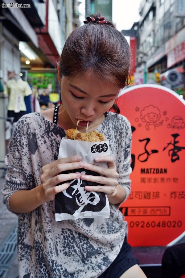 美丽人妻CC姐短裤长靴美腿[第19张/共29张]