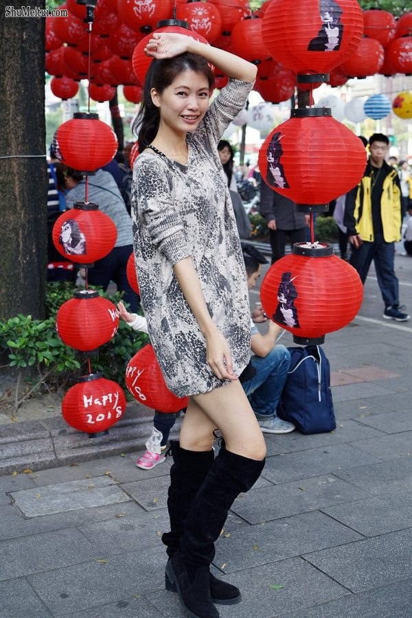 美丽人妻CC姐短裤长靴美腿[第23张/共29张]