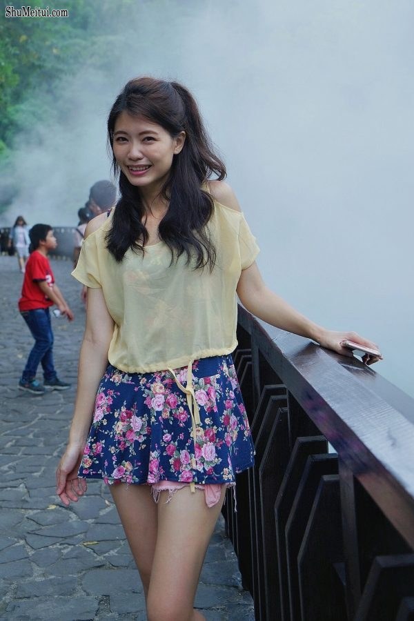 美丽人妻CC姐短裙里边套了一条短裤真会玩[第57张/共82张]