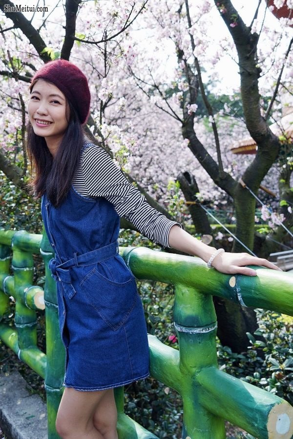 美丽人妻CC姐牛仔短裙光滑白皙美腿[第10张/共37张]