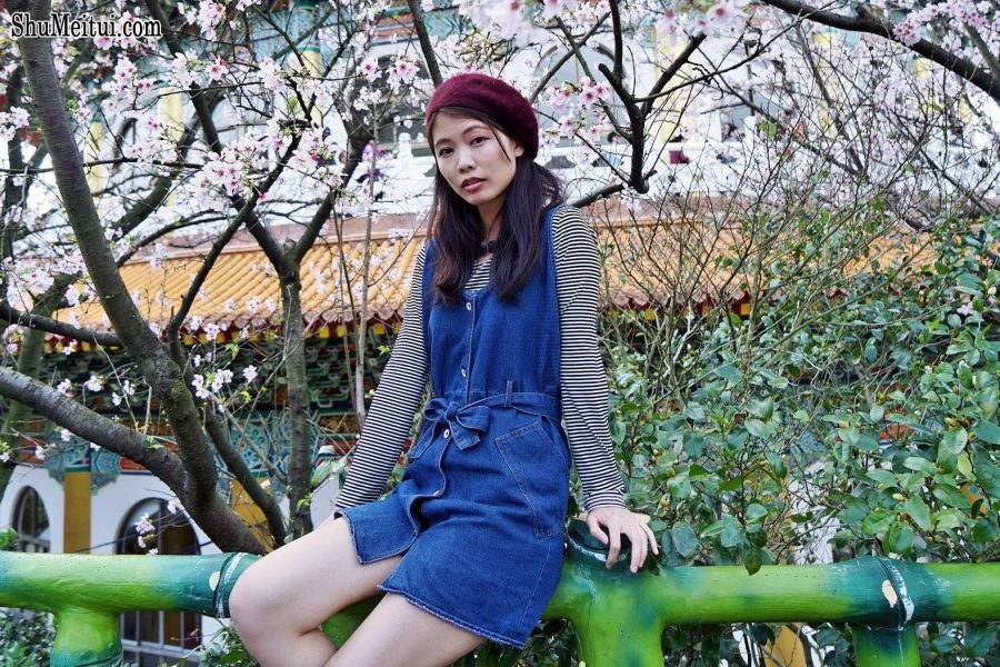 美丽人妻CC姐牛仔短裙光滑白皙美腿[第18张/共37张]