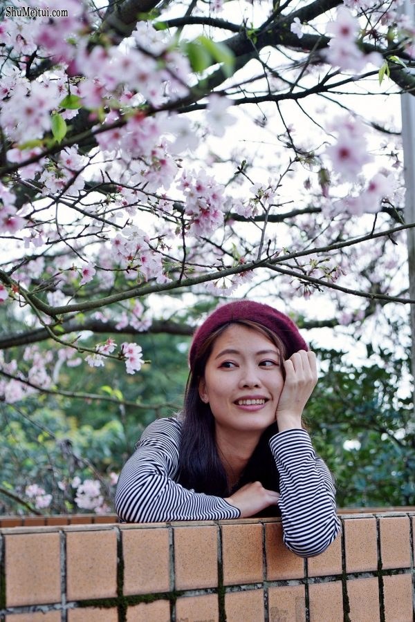 美丽人妻CC姐牛仔短裙光滑白皙美腿[第22张/共37张]