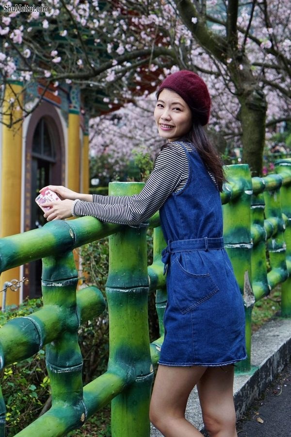 美丽人妻CC姐牛仔短裙光滑白皙美腿[第26张/共37张]