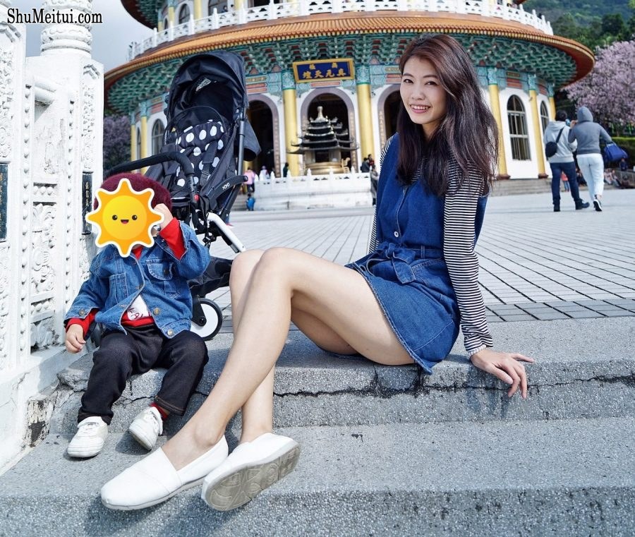 美丽人妻CC姐牛仔短裙光滑白皙美腿[第32张/共37张]