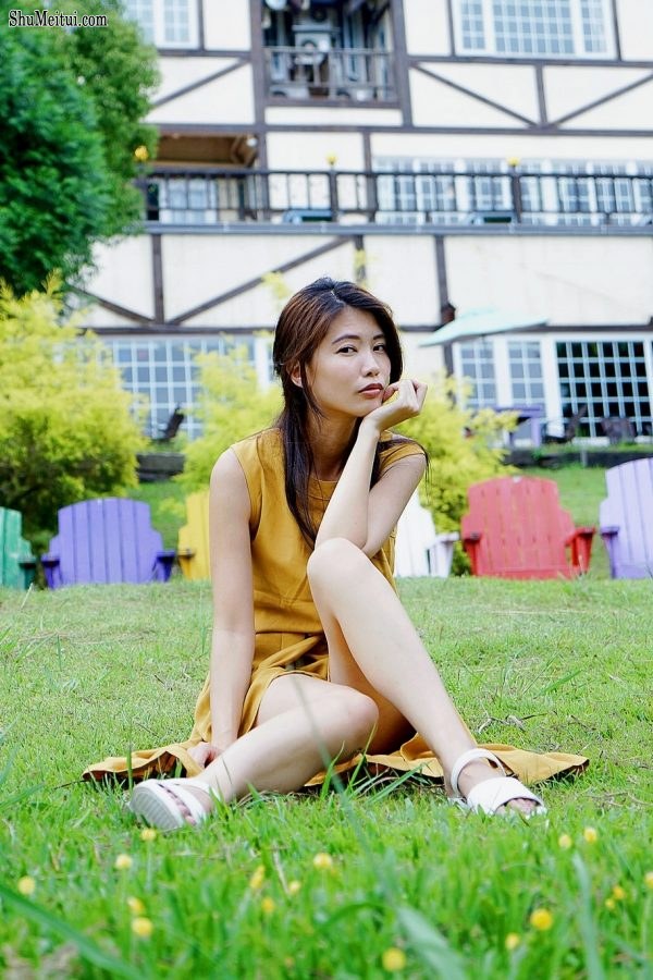 美腿人妻CC姐穿长裙不时把腿漏出来拍摄[第24张/共66张]