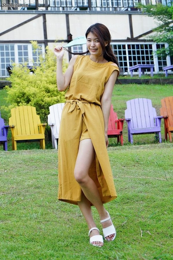 美腿人妻CC姐穿长裙不时把腿漏出来拍摄[第36张/共66张]