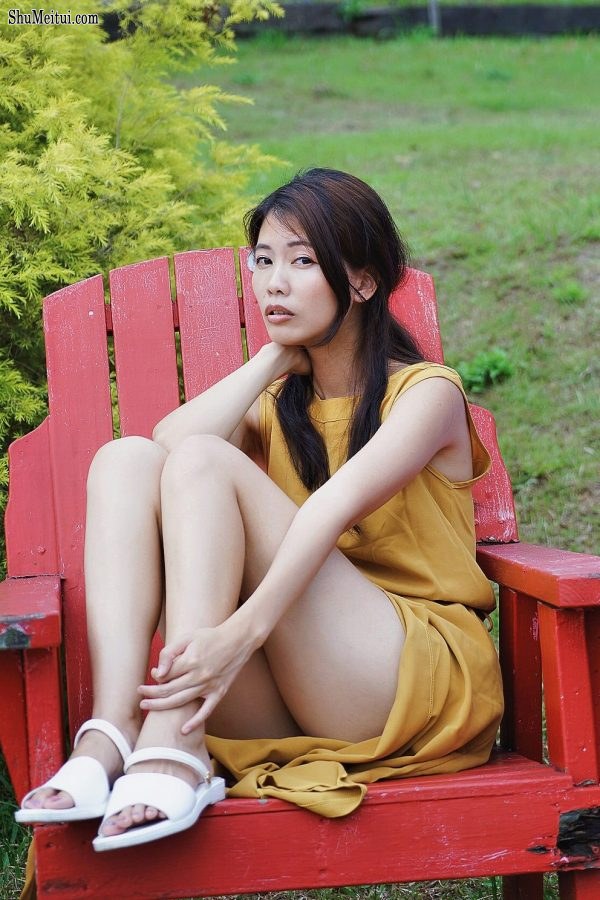 美腿人妻CC姐穿长裙不时把腿漏出来拍摄[第57张/共66张]