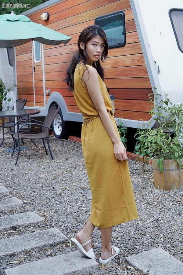 美腿人妻CC姐穿长裙不时把腿漏出来拍摄[第66张/共66张]