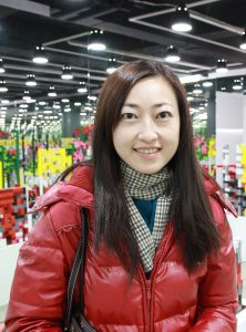 爱秀美腿的人妻紧身牛仔裤黑色长靴