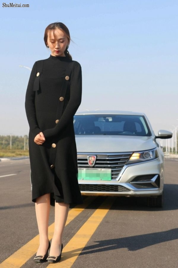 媳妇车模之丝袜高跟嫂子有气质[第13张/共15张]