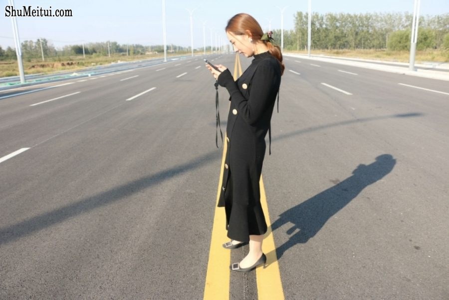 媳妇车模之丝袜高跟嫂子有气质[第2张/共15张]