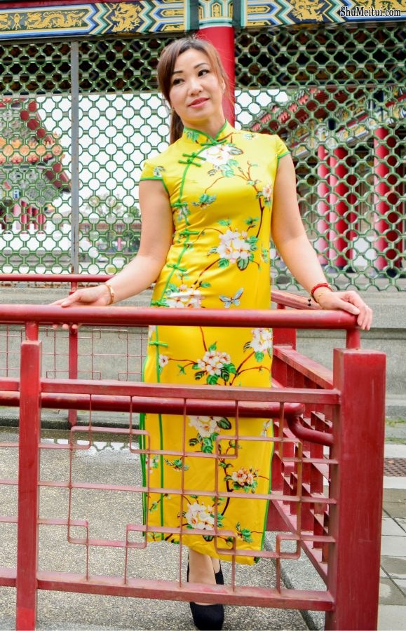 欣嫂穿旗袍身材凹凸有致也是肉丝袜[第5张/共18张]